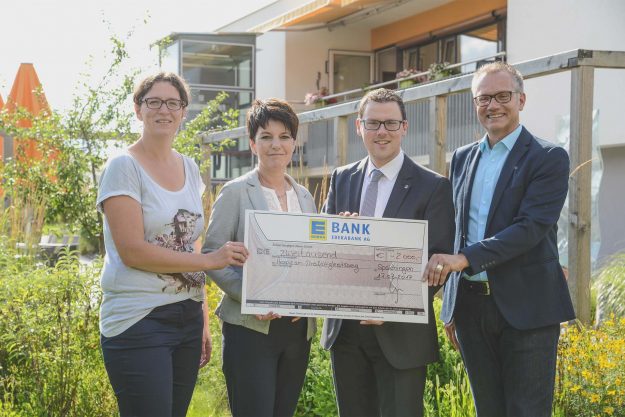 Scheckübergabe Hospiz am Dreifaltigkeitsberg