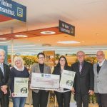 Scheckübergabe für Streuobstwiese NABU Kreisverband Esslingen