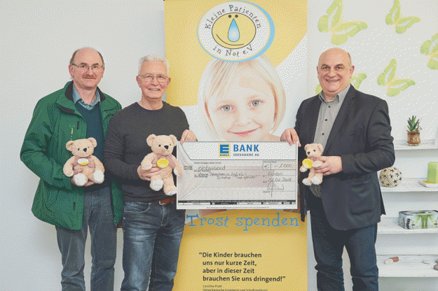 Scheckübergabe an den Verein Kleine Patienten in Not e. V.