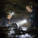 Erkundungstour in der Höhle