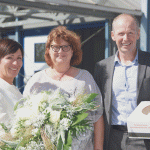 Für 40 Jahre Betriebszugehörigkeit erhölt Doris Peter eine Urkunde, Blumen und eine Torte