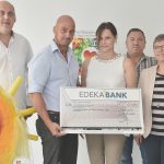 Scheckübergabe an das Kinderhospiz- und Palliativteam Saar.