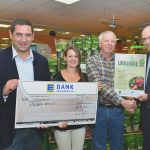 Urkunden- und Scheckübergabe an den Biotop-Arbeitskreis Bliesgau-Obst e. V.